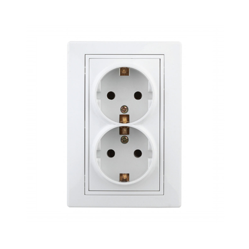 Розетка ЭРА Intro Plano 1-205-01 с/з двойная 2X2P+E Schuko 16А-250В IP20 белый